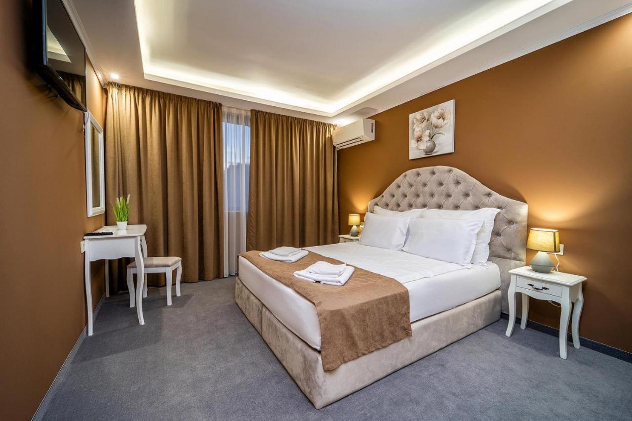 Hotel Rivera Dobrics Kültér fotó